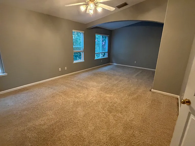 6483 Crestview Cir — Photo 8