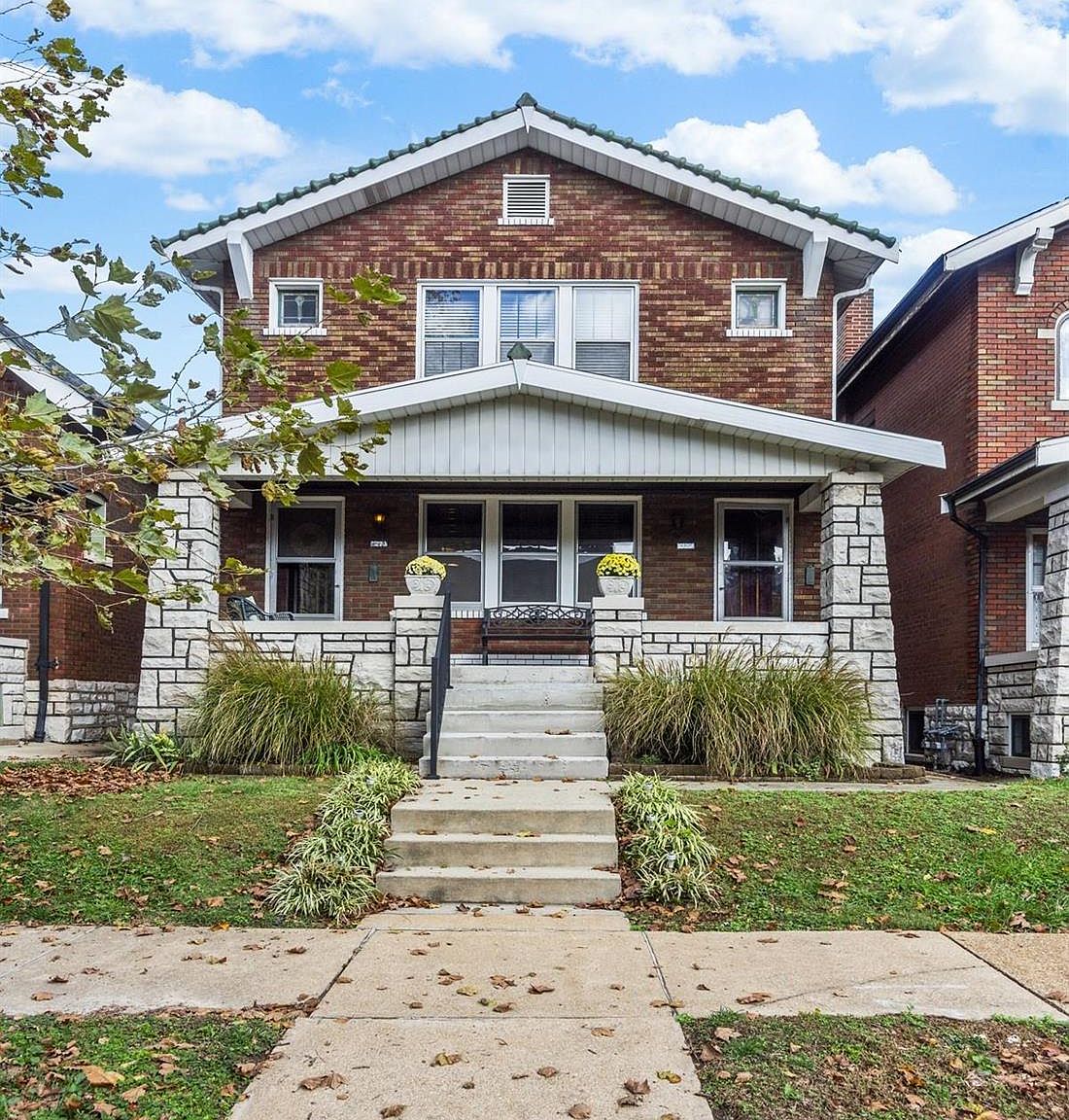 Chika✕2 5229 Delor St, Saint Louis, MO 63109 | Zillow