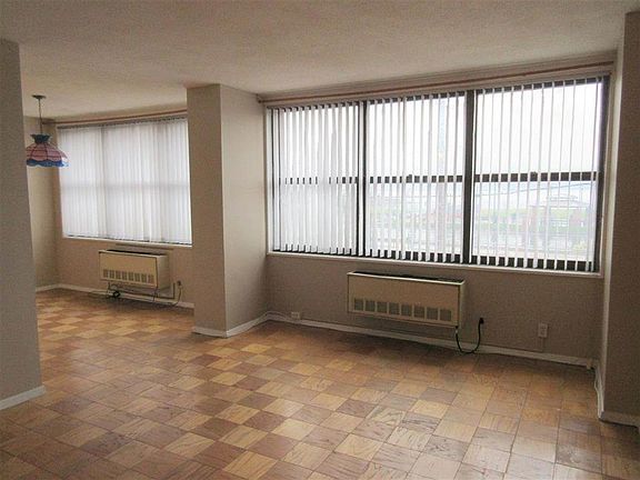 2nd image of 7004 Boulevard E APT 1E