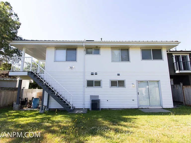 66XX Nolan St — Photo 4