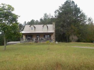 1009 Johnny Martin Rd, Glencoe, AL 35905
