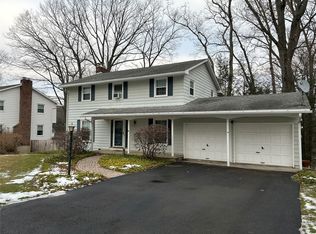 14 Exeter Dr, Endicott, NY
