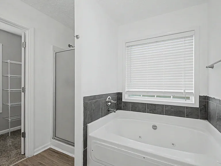 1371 Constitution Dr — Photo 23