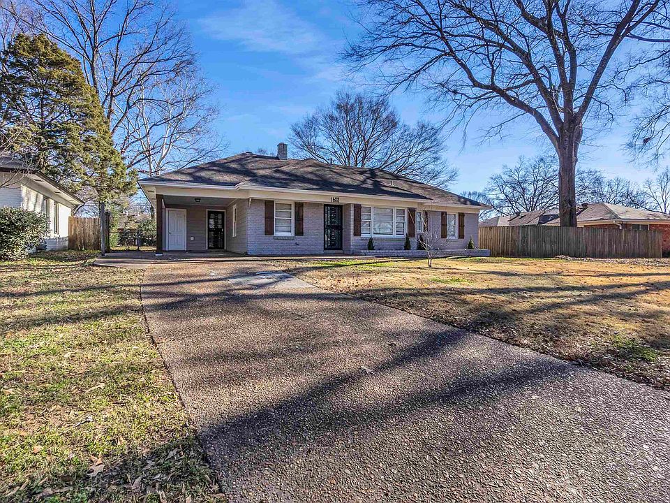1st image of 1688 Estate Dr