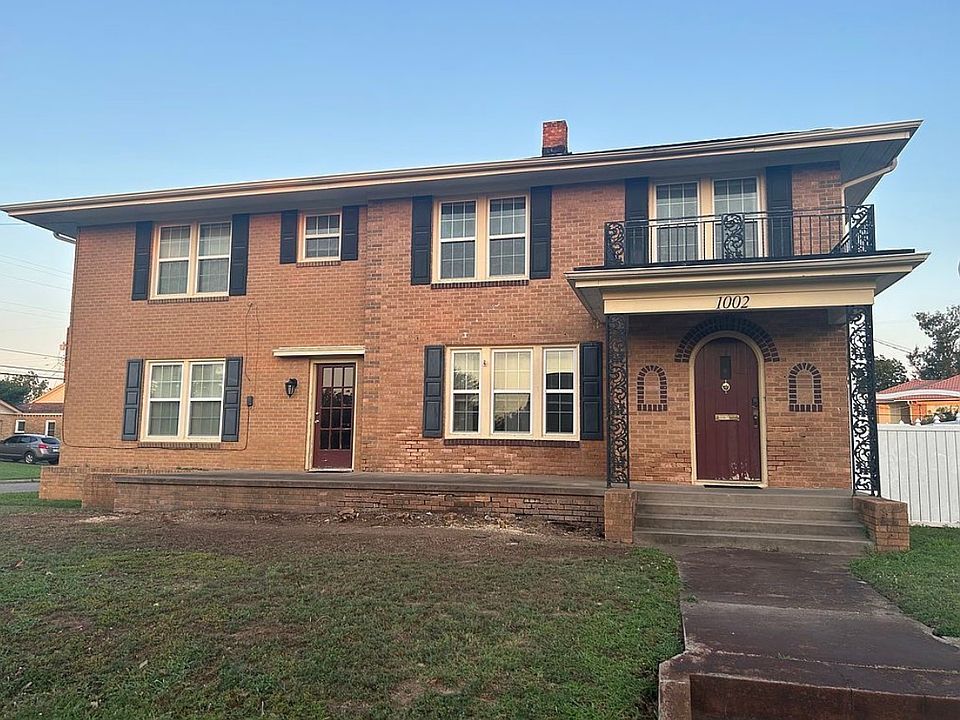 1st image of 1002 N Jefferson Pl