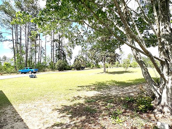 2nd image of 442 Baymeadows Dr W