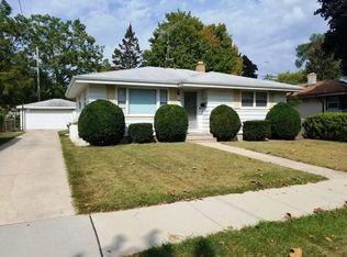 5208 55th St, Kenosha, WI 53144