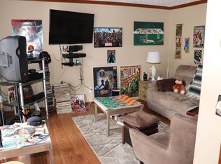 9897 Point View Dr, Jonesboro, GA 30238