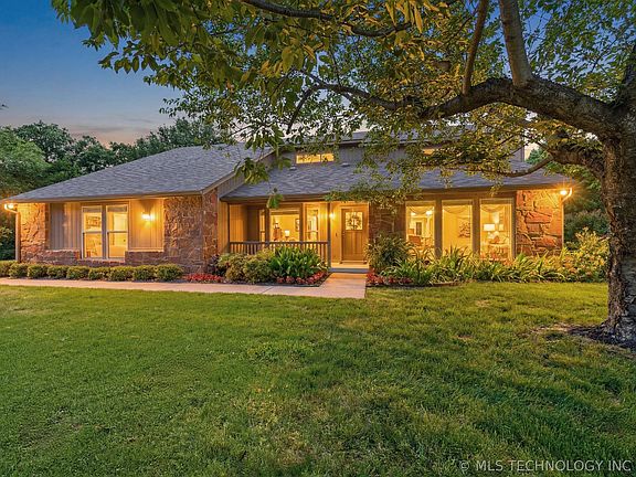3rd image of 154 Spunky Creek Dr
