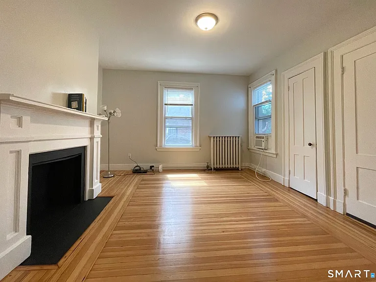 48 Lyon St #1 — Photo 2