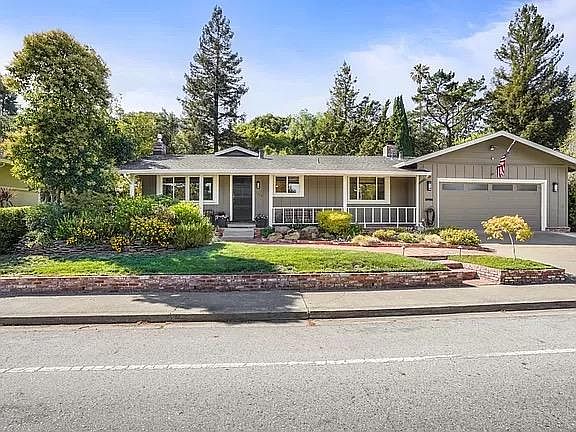 2nd image of 2710 Brittan Ave