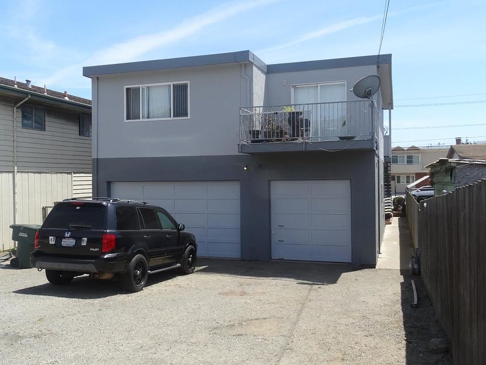 2nd image of 864 Commercial Ave