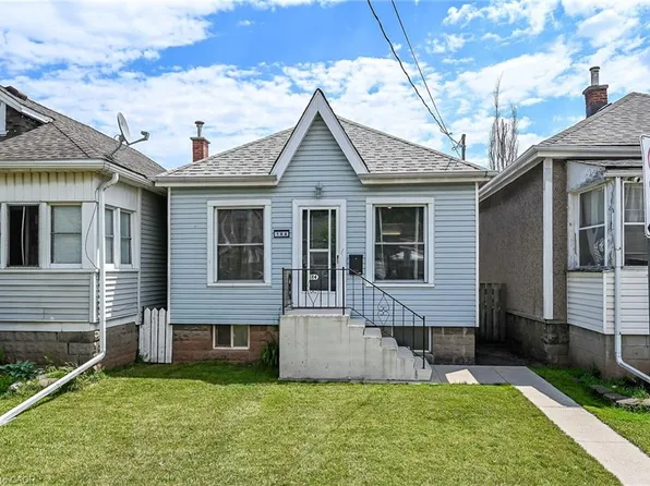 184 London St N, Hamilton, ON L8H 4C2
