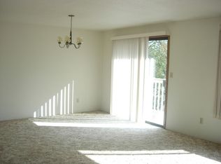 1666 SE Douglas Ave, Roseburg, OR 97470