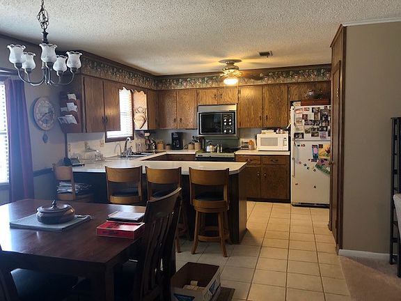 5th image of 309 Lee Pl