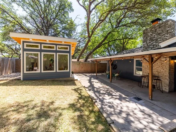 916 Acorn Oaks Dr, Austin, TX 78745