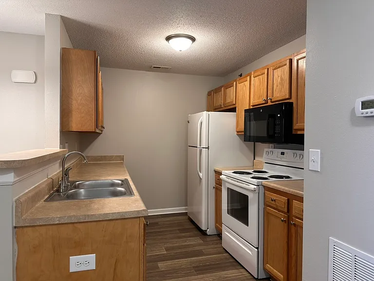Upstair unit - Kitchen