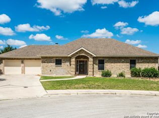 2628 Foresthaven Dr, New Braunfels, TX 78132