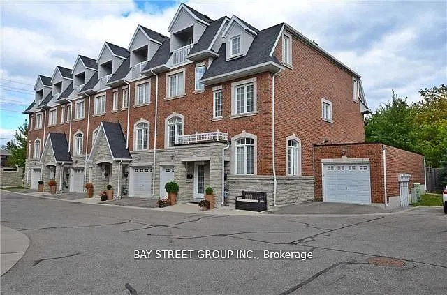 9 Strawflower Mews