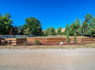 251 Theobald Ln, Reno, NV 89521