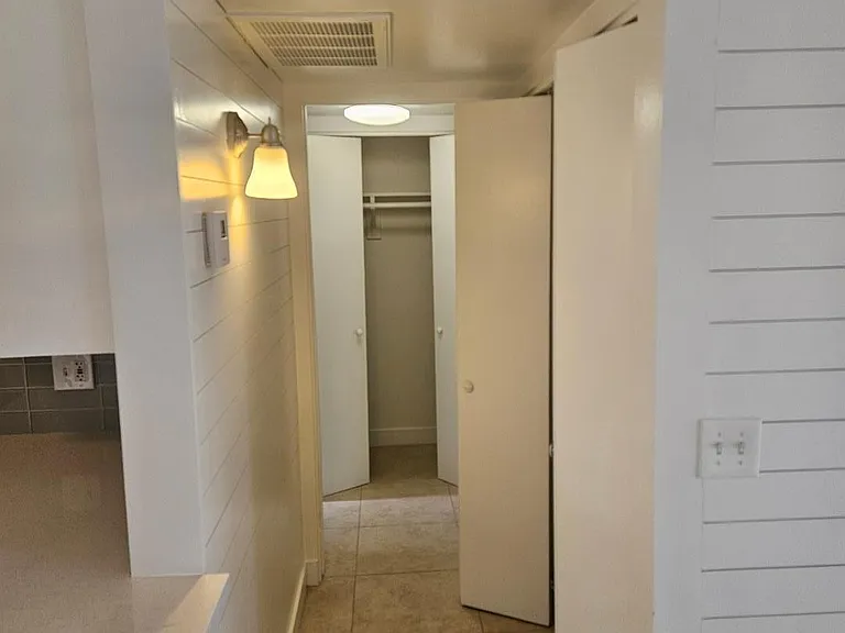 2520 N 46th St #5 — Photo 5