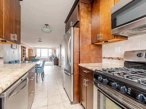 2nd image of 70-25 Yellowstone Blvd APT 22M