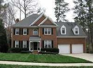 401 Cranborne Ln, Cary, NC 27519