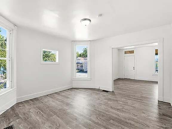 1 bed, $1,200 — Photo 4
