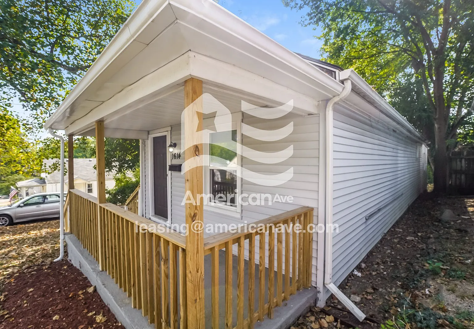 2 bed, 2.0 bath, 1058 sqft, $1,122 — Photo 2