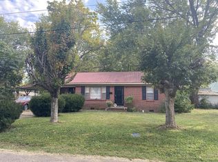 202 Harvard St, Greenfield, TN 38230