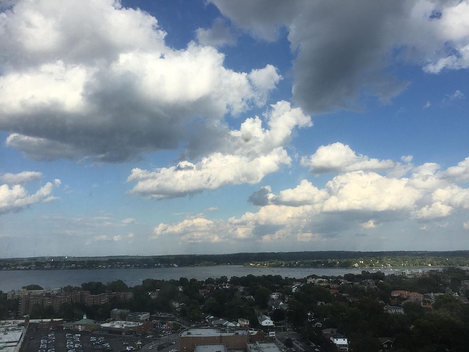1st image of 2 Bay Club Dr APT 21d