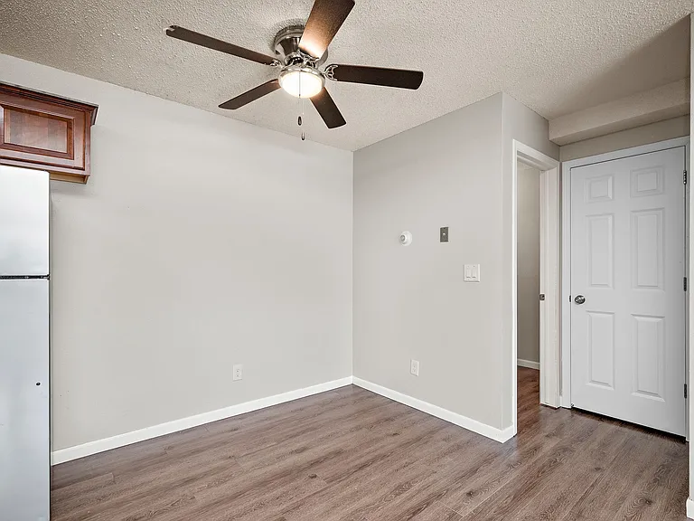 Silvan Townhomes — Photo 9