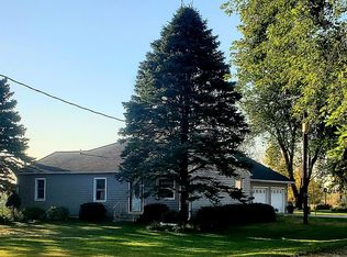 50865 250th St, Austin, MN 55912