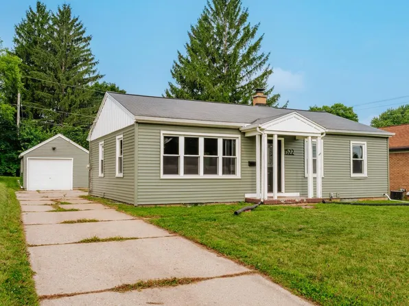 1522 North 10th STREET, West Bend, WI 53090