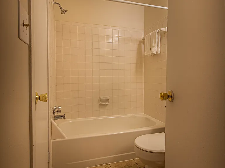 2nd Full Bathroom