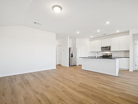 4th image of 14044 Granger Pointe Ln