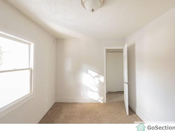 5th image of 3112 Burbank Ave