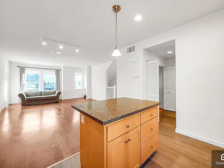 open living room in 2nd floor