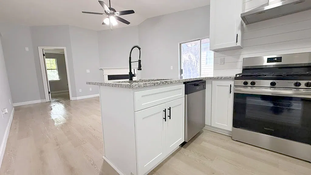 8061 Fieldstone Court - 1 — Photo 3