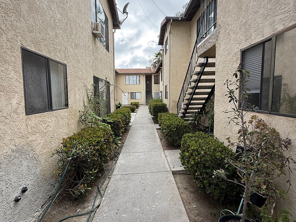 1st image of 2034 Canyon Dr #14