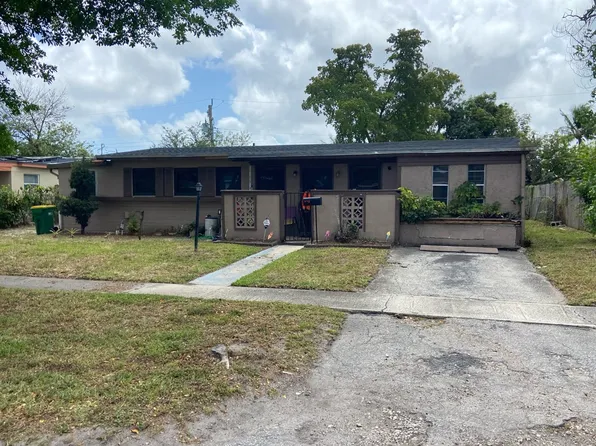 4910 NW 12th St, Lauderhill, FL 33313