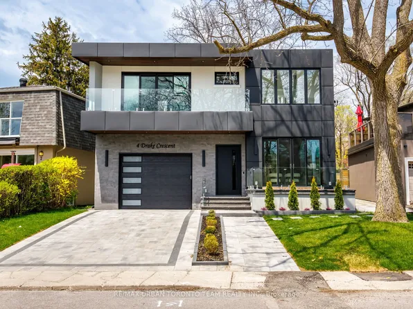 4 Drake Cres, Toronto, ON M1M 1A2