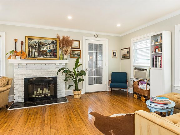 3rd image of 398 Elmwood Ave