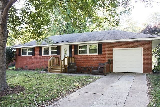1st image of 63 Beaconsdale Ln