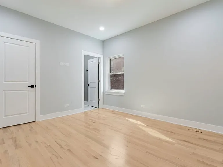 6404 S Vernon Ave #2 — Photo 11