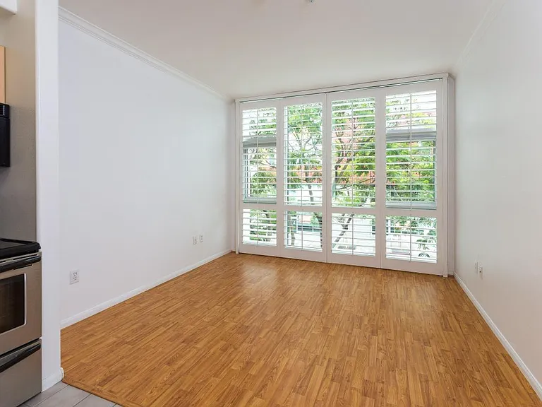 1643 6th Ave #106 — Photo 6