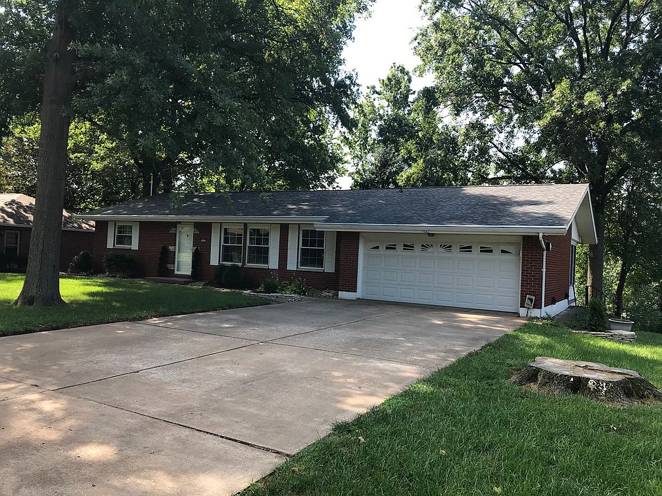 1st image of 434 W Rosewood Dr