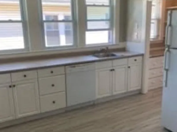 39 Yale St, Medford, MA 02155