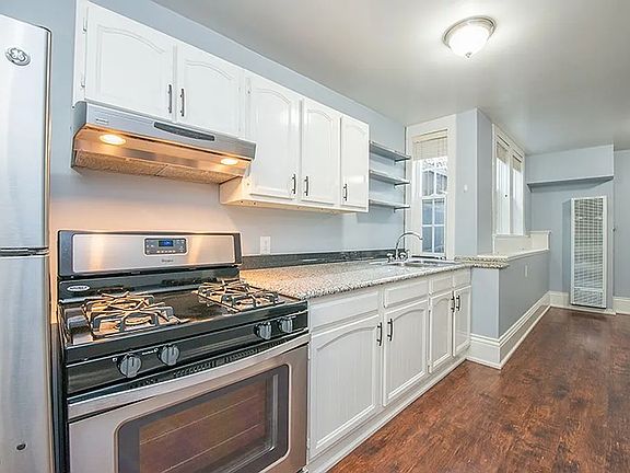 4th image of 162 1/2 Chattanooga St