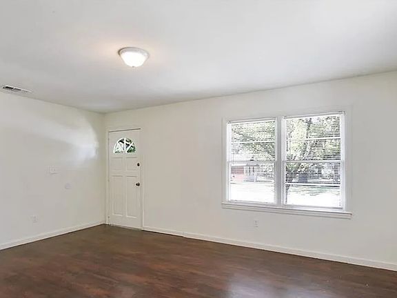 4th image of 1309 E 69th St #1